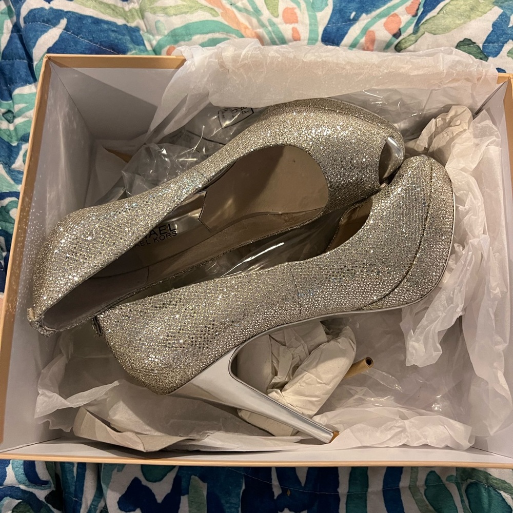 Used Michael Kors Silver Glitter Stiletto Heels Size 7